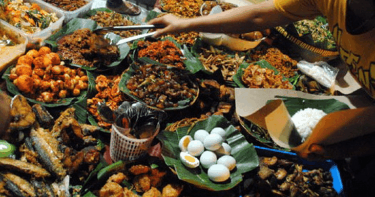 Destinasi Wisata Kuliner Indonesia: 6 Lokasi Terbaik Penuh Rasa