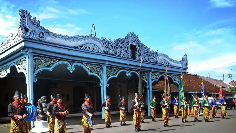 Mengapa Wisata Budaya Penting untuk Generasi Muda