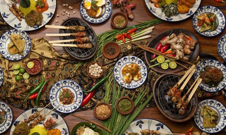 Wisata Kuliner Nusantara: 10 Makanan Tradisional Wajib Dicoba