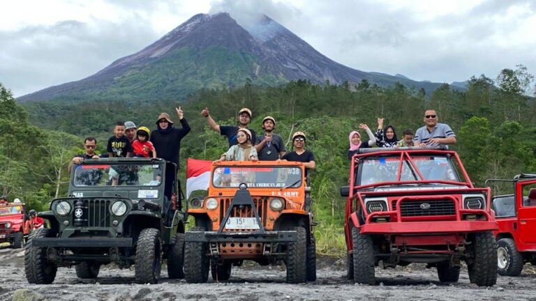 Off-Road Jeep Adventure di Lereng Merapi