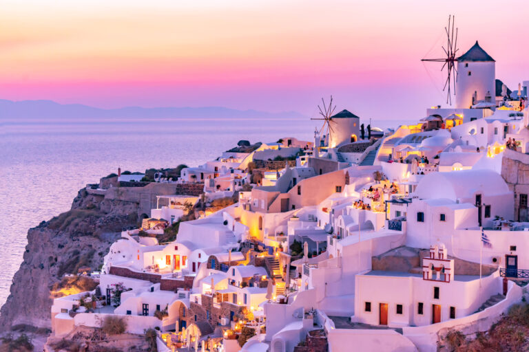 Santorini Yunani: Pulau dengan Sunset Terindah di Dunia