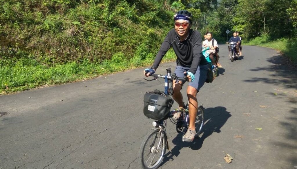 Touring Sepeda Jakarta – Bandung: Tips dan Jalur Terbaik