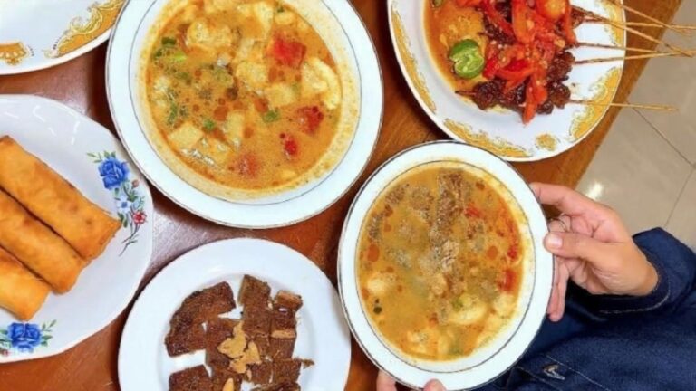 Rasakan Sensasi Wisata Kuliner Bandung Sehari Bujet Minim