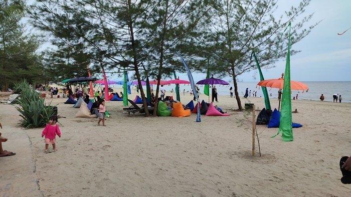 Menjelajahi Pesona 4 Pantai Indah di Tanah Bumbu