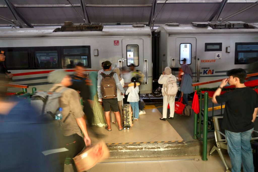Tiket Kereta Api Semarang Masih Tersedia untuk Liburan Natal