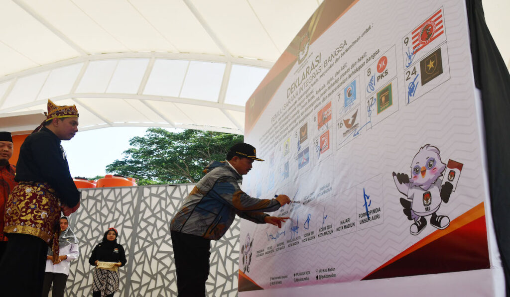 Mengupas Profil dan Langkah Sukses Wali Kota Madiun Dr. Maidi