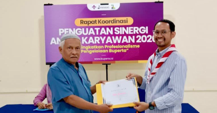 Buperta Tingkatkan Sinergi Lewat Bonus Karyawan