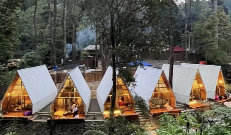 Tempat Glamping Bandung 2026: Pesona Awan dan Kemewahan