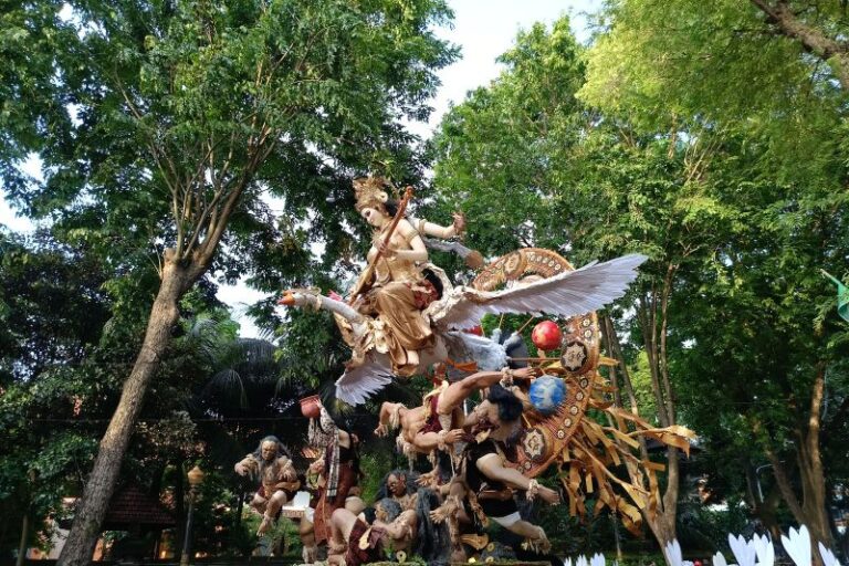 Pesona Ogoh-ogoh Terbaik di Festival Denpasar