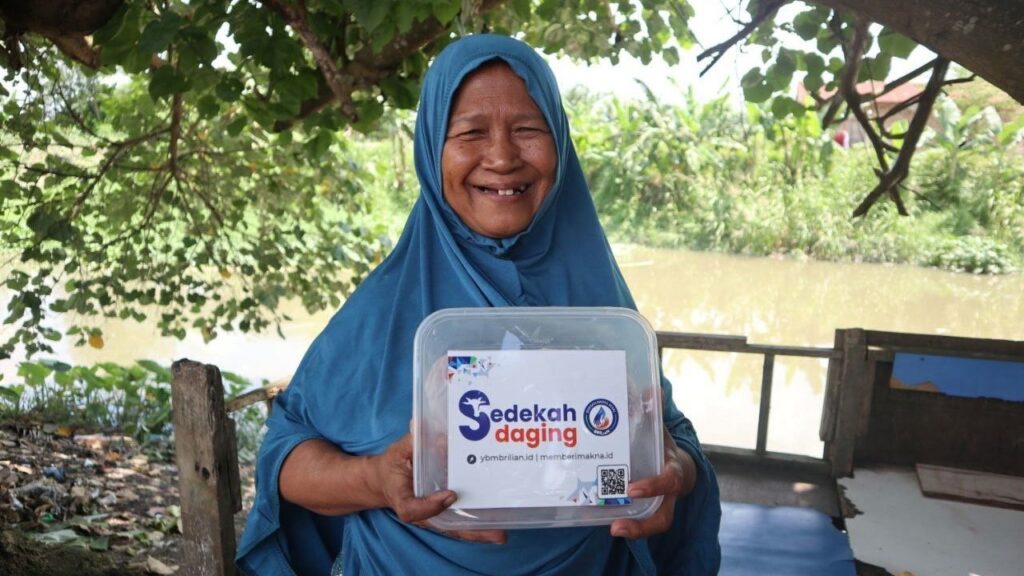 BRI Malang Berbagi Hewan Kurban untuk Kaum Dhuafa